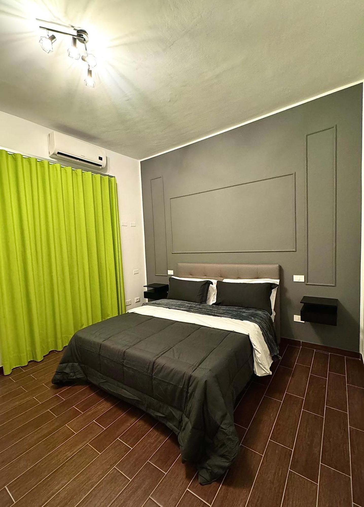 Enotria Bnb Bed & Breakfast Реджо ди Калабрия Екстериор снимка